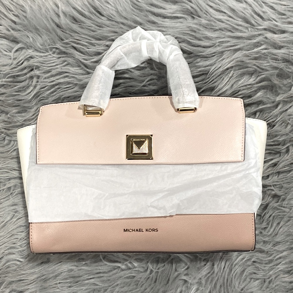 NWT Michael Kors Sylvia Medium Satchel